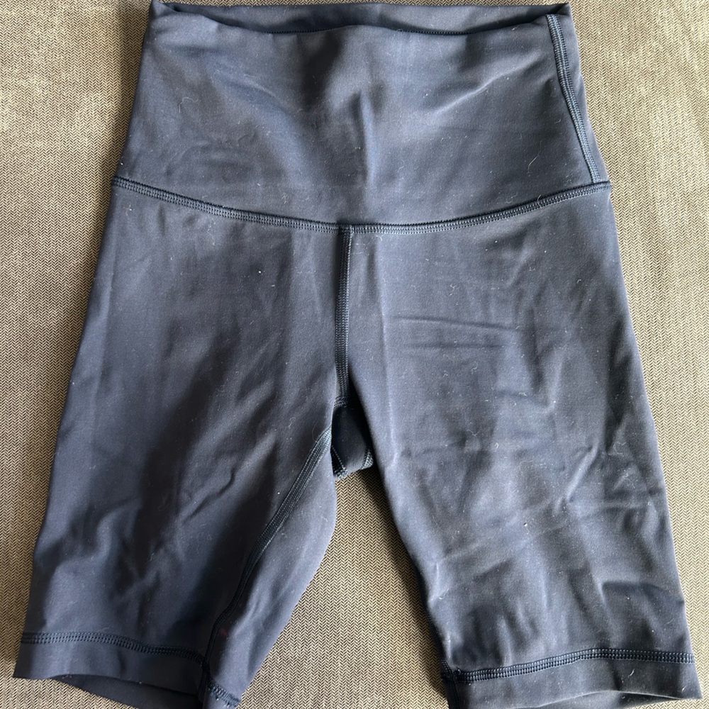 Lululemon wonder under shorts high rise 8”